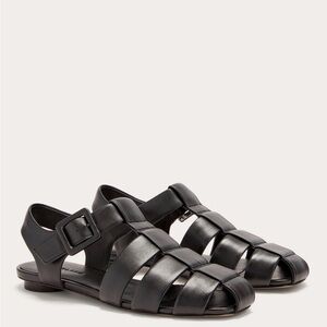 Everlane The Day Fisherman Sandal in Black